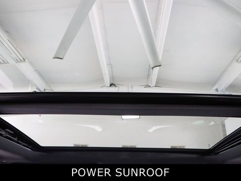 Used 2022 Ford F150 Lariat w/ Equipment Group 502A High image 24