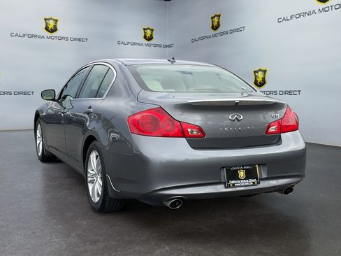 Used 2013 INFINITI G37 Journey RWD image 7