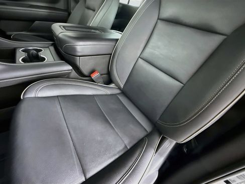 Used 2022 Chevrolet Tahoe Premier AWD/4WD image 21