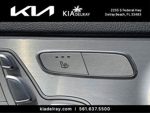 Used 2019 Mercedes-Benz C 300 4MATIC Sedan image 24