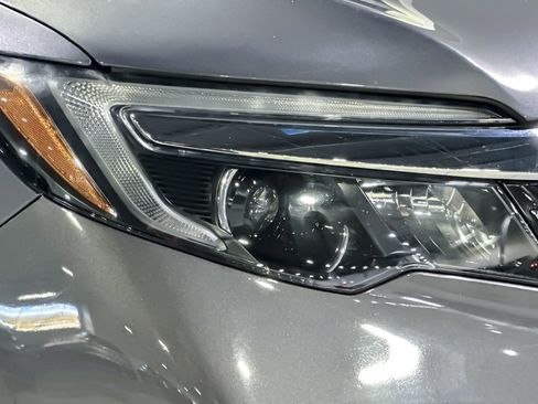 Used 2017 Honda Pilot Touring image 10