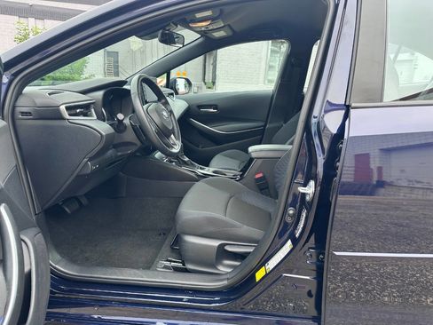 Used 2022 Toyota Corolla SE image 8