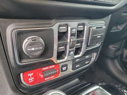 Used 2020 Jeep Wrangler Unlimited Rubicon w/ Quick Order Package 28Y Recon image 24