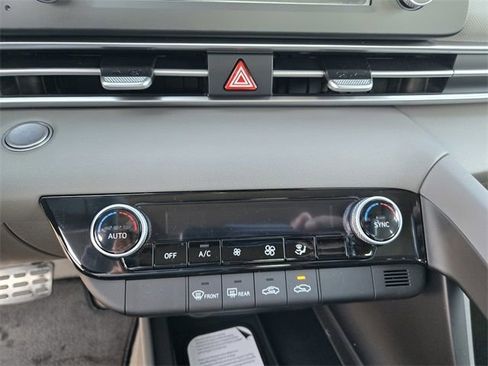 New 2026 Hyundai Elantra Sport image 23