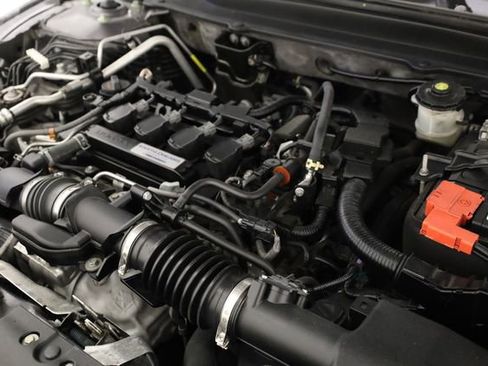 Used 2019 Honda Accord LX image 9