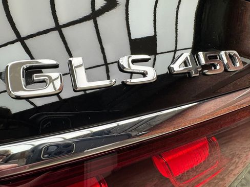 New 2026 Mercedes-Benz GLS 450 4MATIC image 5