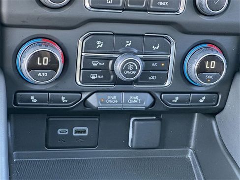 Certified 2024 Chevrolet Tahoe Z71 w/ Off-Road Capability Package image 36