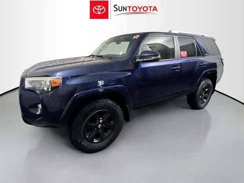 Used 2018 Toyota 4Runner SR5 Premium image 9