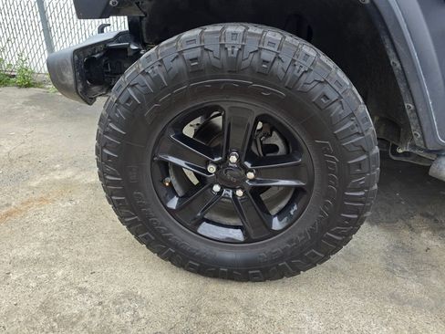 Used 2020 Jeep Wrangler Unlimited Sport image 23