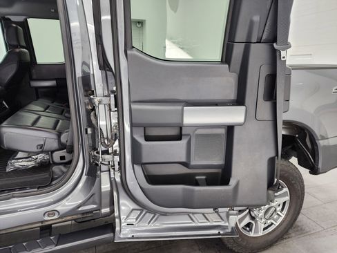 Used 2023 Ford F350 Lariat AWD/4WD image 36