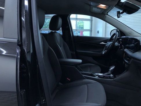 Used 2025 Buick Encore GX Preferred FWD image 23