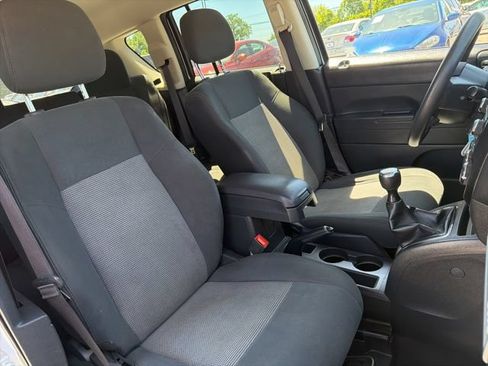 Used 2014 Jeep Compass Sport FWD image 24