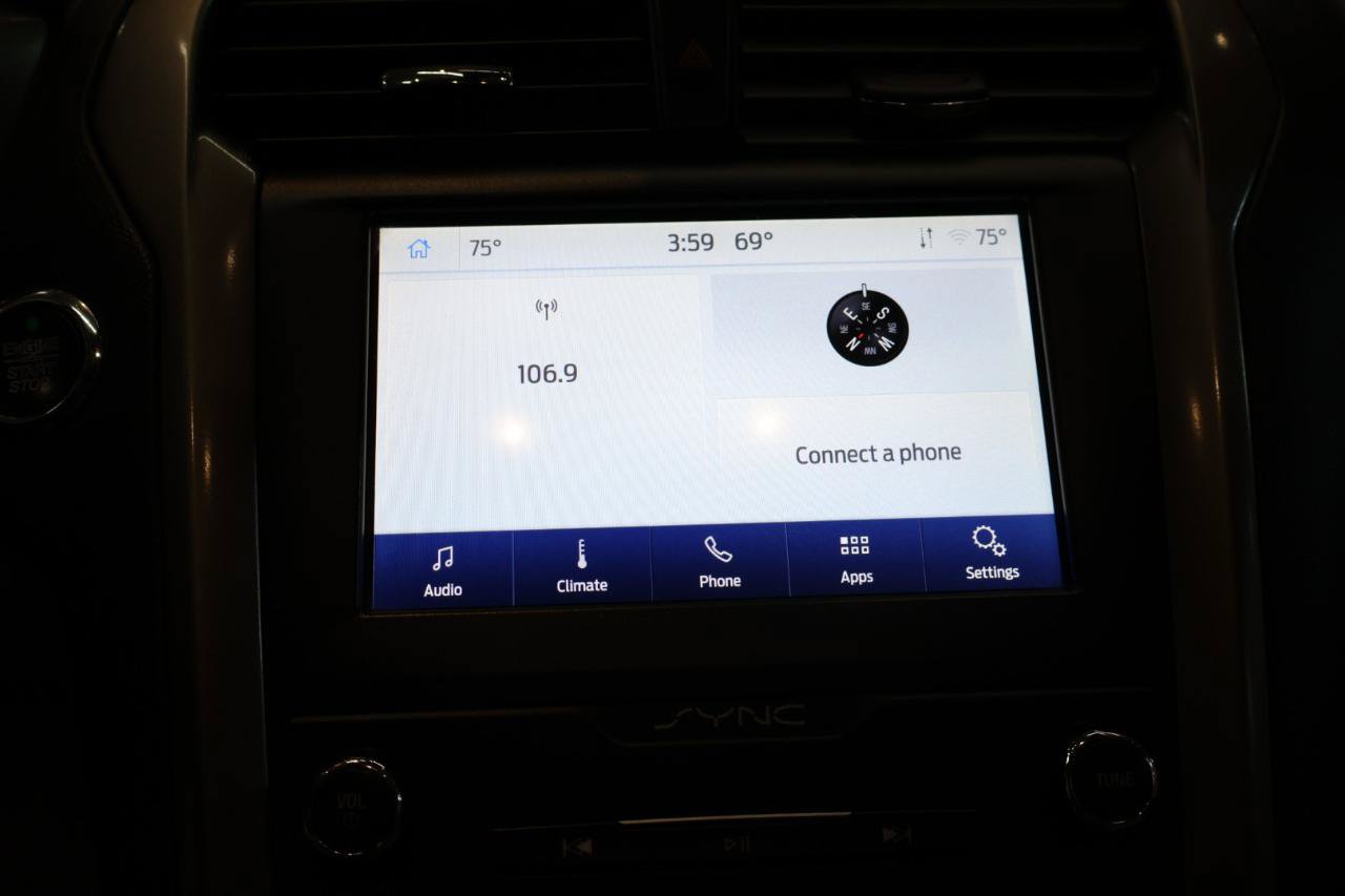 Used 2020 Ford Fusion SEL FWD image 18