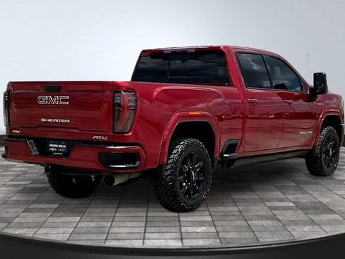 Used 2024 GMC Sierra 2500 AT4 w/ AT4 Premium Plus Package AWD/4WD image 7