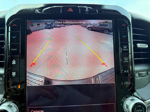 Used 2025 RAM 3500 Laramie AWD/4WD image 35