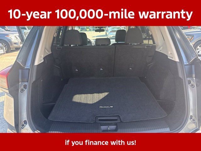 Used 2025 Nissan Rogue SV AWD/4WD image 26