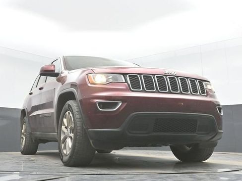 Used 2022 Jeep Grand Cherokee Laredo X image 27