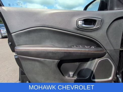 Used 2021 Jeep Compass Latitude AWD/4WD image 22