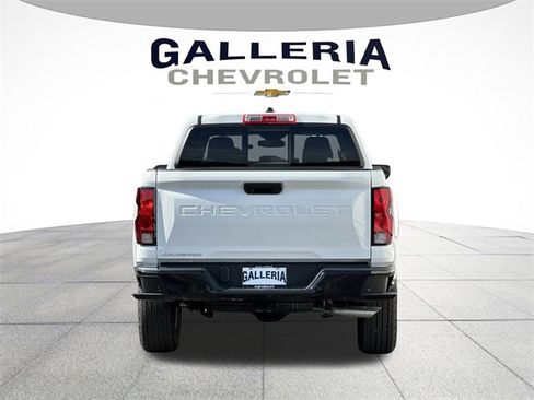 New 2026 Chevrolet Colorado W/T image 6