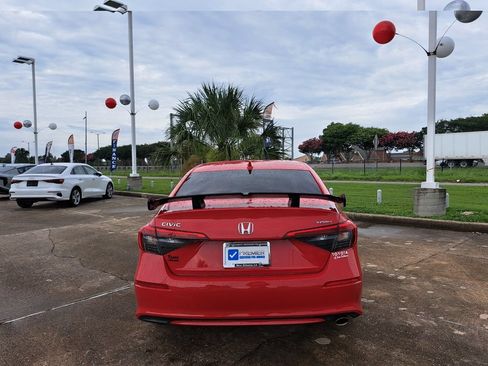Used 2023 Honda Civic Sport image 6