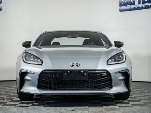 New 2025 Toyota GR86 w/ ALL Weather Mat Package (TMS) image 2