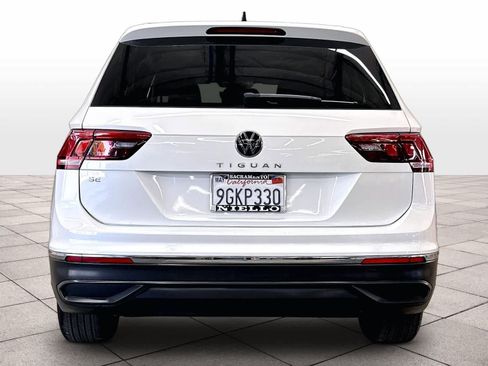 Used 2023 Volkswagen Tiguan SE FWD image 8