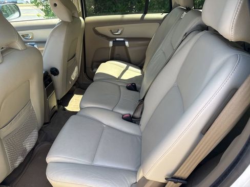 Used 2013 Volvo XC90 3.2 AWD/4WD image 8