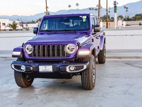 New 2026 Jeep Gladiator Sport AWD/4WD image 4