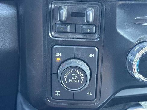 New 2025 Ford F250 Lariat w/ Lariat Ultimate Package image 21