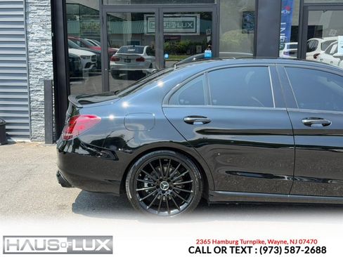 Used 2018 Mercedes-Benz C 300 4MATIC Sedan w/ Premium Package image 11