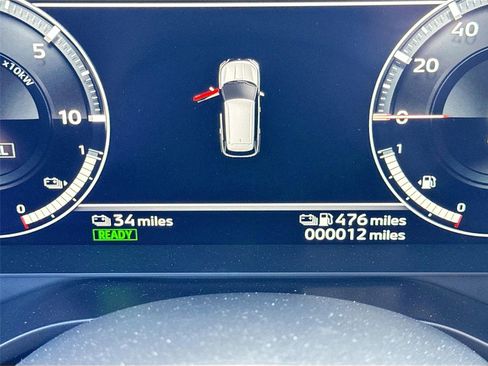 New 2025 Mitsubishi Outlander SEL image 12