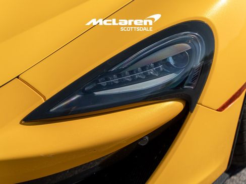 Used 2017 McLaren 570S Coupe RWD image 20