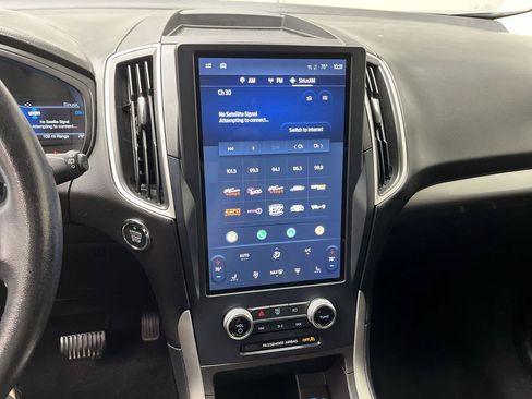 Used 2023 Ford Edge SEL AWD/4WD image 16