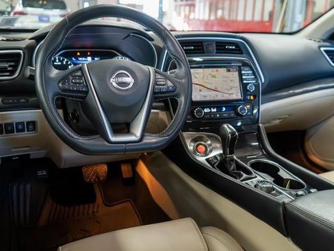 Used 2023 Nissan Maxima Platinum w/ Sport Mat Group image 44