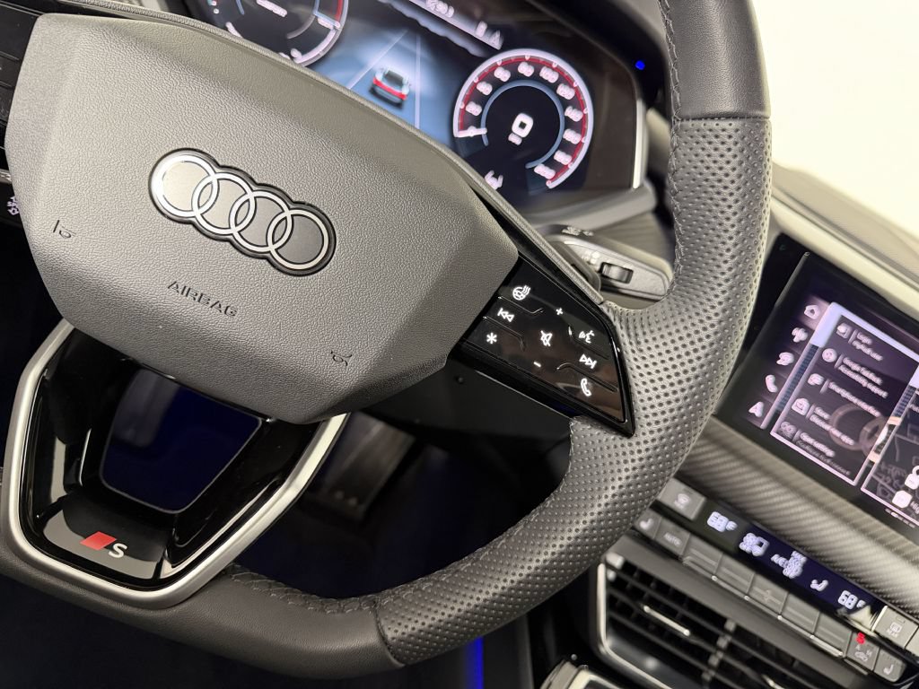 Used 2025 Audi S e-tron GT Prestige w/ Prestige Package AWD/4WD image 28