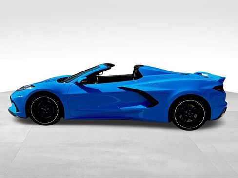 Used 2023 Chevrolet Corvette Stingray w/ Z51 Performance Package image 17
