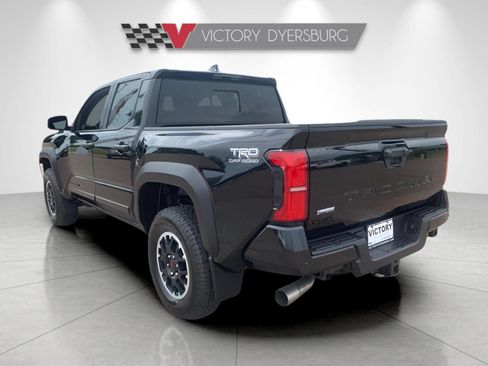 Used 2024 Toyota Tacoma TRD Off-Road w/ TRD Off Road Upgrade Package AWD/4WD image 6