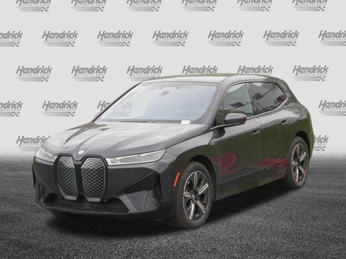 Certified 2023 BMW iX xDrive50 w/ Sport Package AWD/4WD image 5