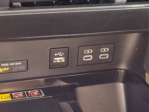 Used 2025 Toyota Camry LE FWD image 16