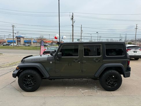 Used 2015 Jeep Wrangler Unlimited Sport image 7