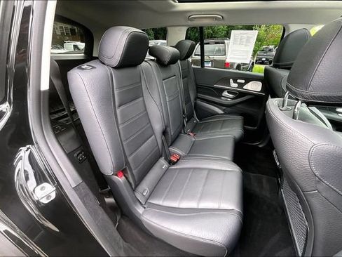 Used 2026 Mercedes-Benz GLS 450 4MATIC image 16