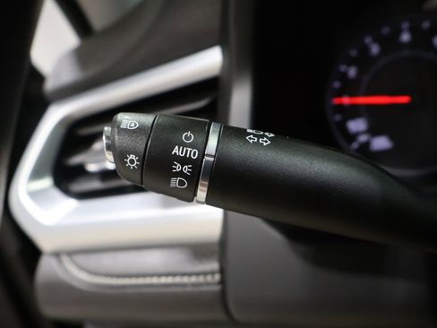 Used 2023 GMC Acadia SLE w/ Driver Convenience Package image 40