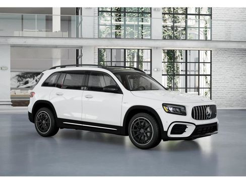 Used 2026 Mercedes-Benz GLB 35 AMG 4MATIC image 11