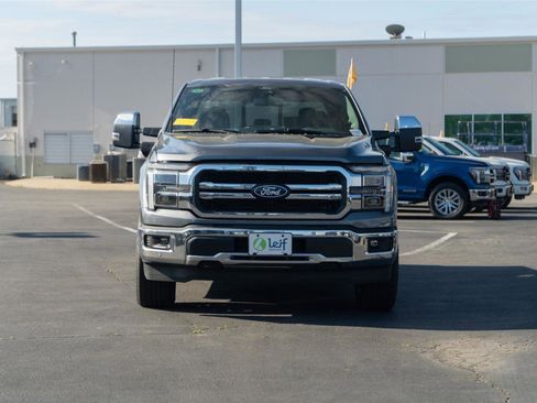 Used 2025 Ford F150 Lariat w/ Equipment Group 501A Mid image 3