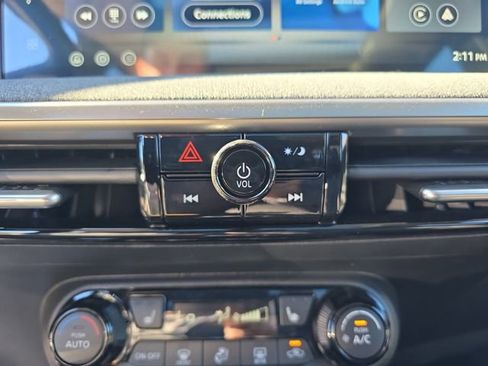 New 2026 Nissan Kicks SV FWD image 19
