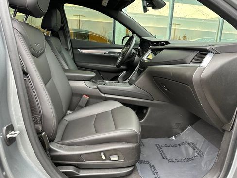 Certified 2023 Cadillac XT5 Luxury image 10