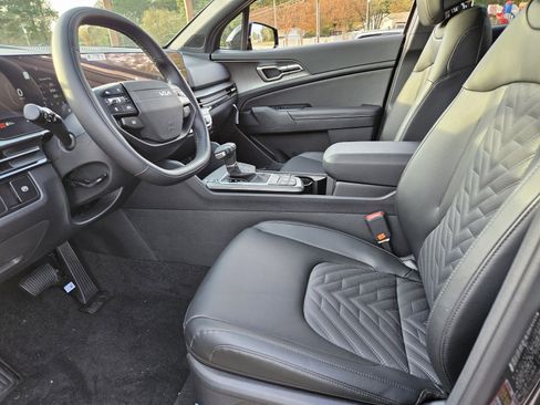 New 2026 Kia Sportage X-Line w/ X-Line Technology Package image 7