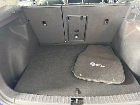 Used 2022 Volkswagen Taos SE image 25