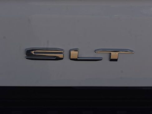 Used 2025 GMC Sierra 1500 SLT image 7