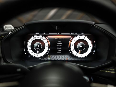 Used 2025 Aston Martin DBX 707 image 32